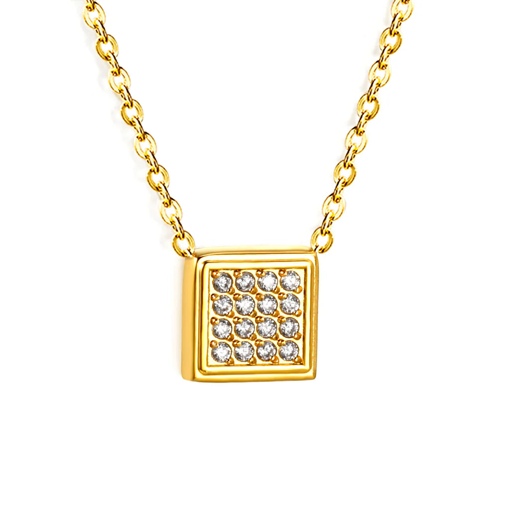 Collier carré minimaliste
