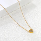 Le pendentif coeur minimaliste